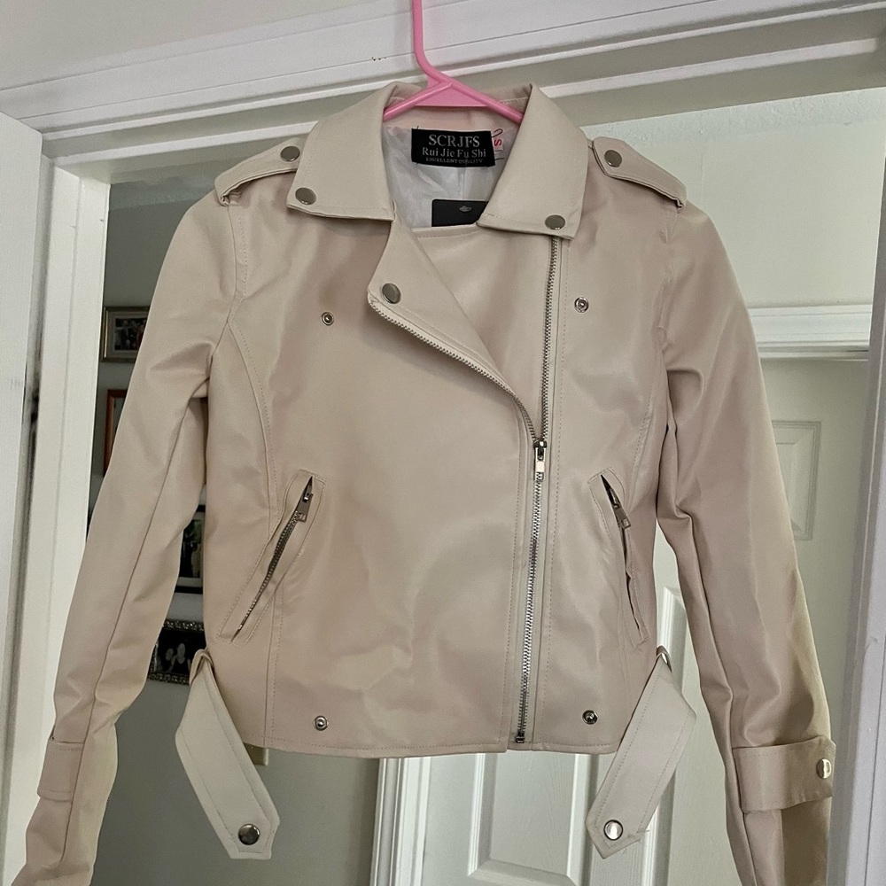 NWT never worn cream Moto style faux leather jacket. Size small but fits like XS